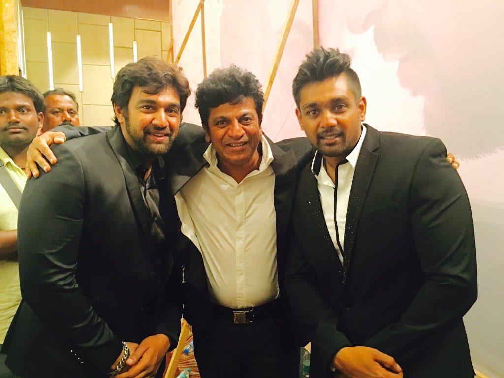 dhruva_devotee's tweet image. Happy Birthday BIG DADDY 🎉💝
from behalf of all #DSBoss VIP's ❣️ 

#DhruvaSarja 

#HappyBirthdayShivanna #DrShivarajkumar #Shivanna