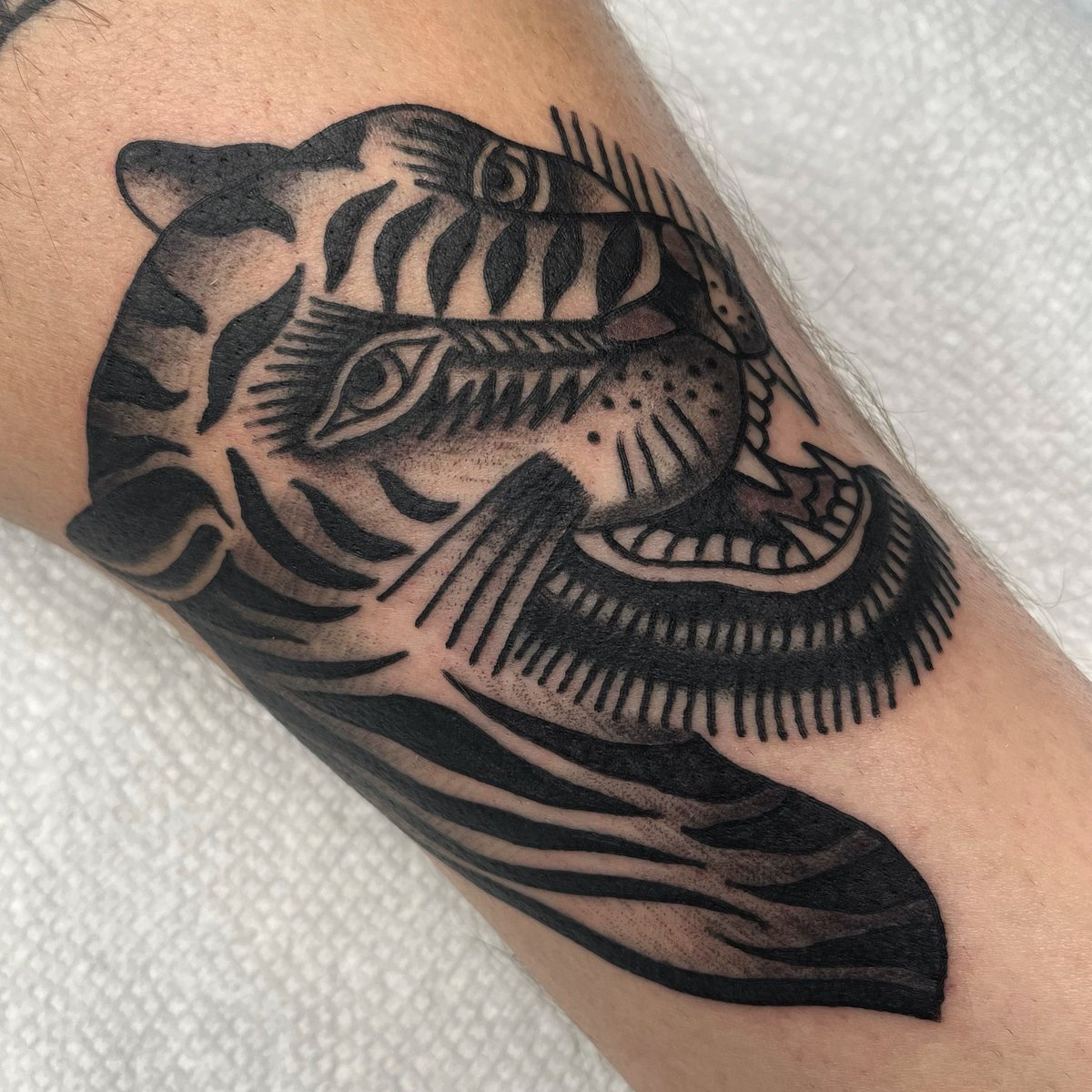 Taylor Crawford (@tcrawfordtattoo) on Twitter photo 