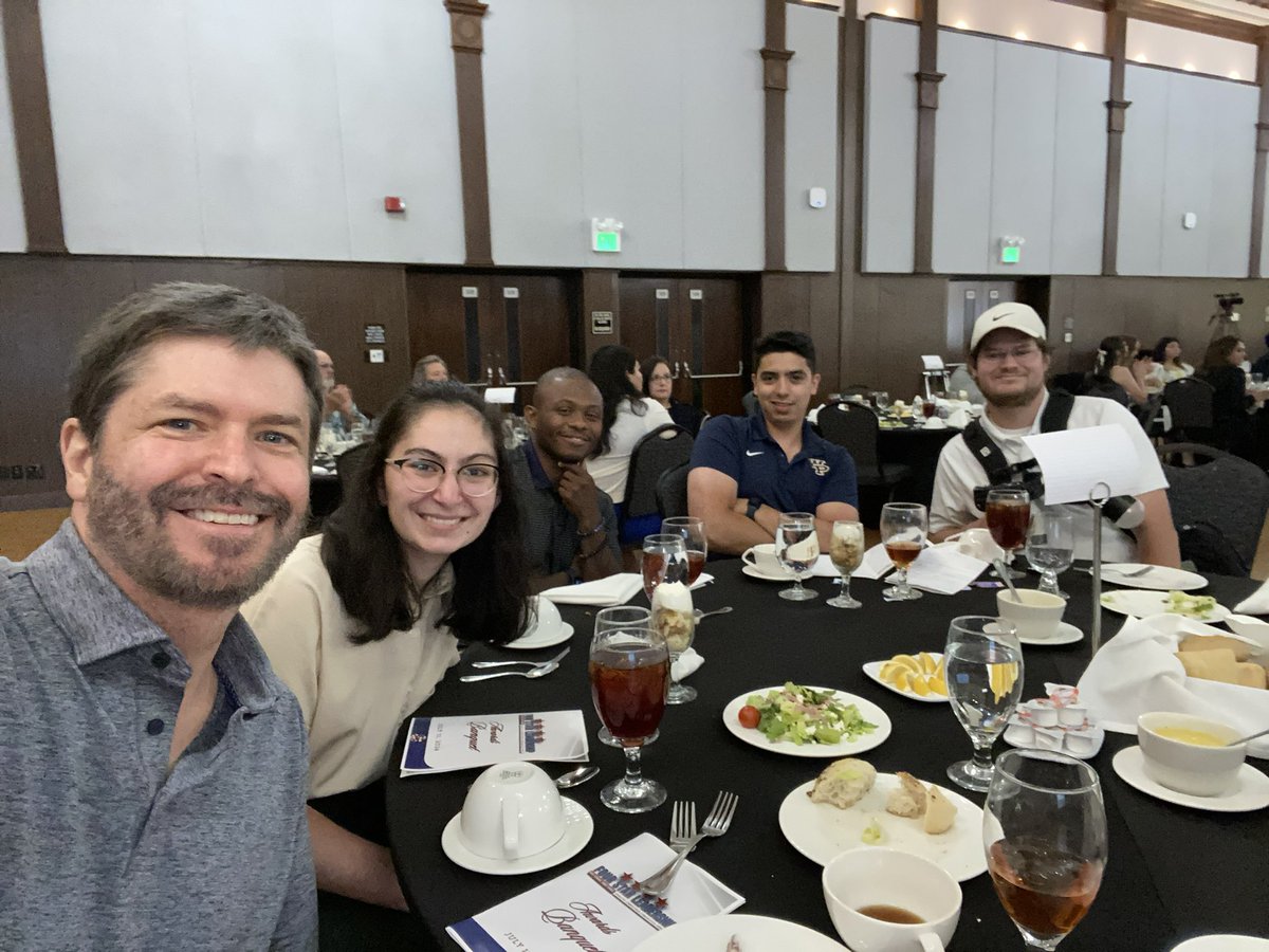Lester1Jordan's tweet photo. What a week! Super pumped for the job the @WilliamPennU New Media and @wpuathcomms crew did for the 2024 @fourstarleader week! Long days and short nights, but capturing these moments for the future leaders to enjoy and to build new skills is something you couldn’t trade! https://t.co/x9mBe1hTP5