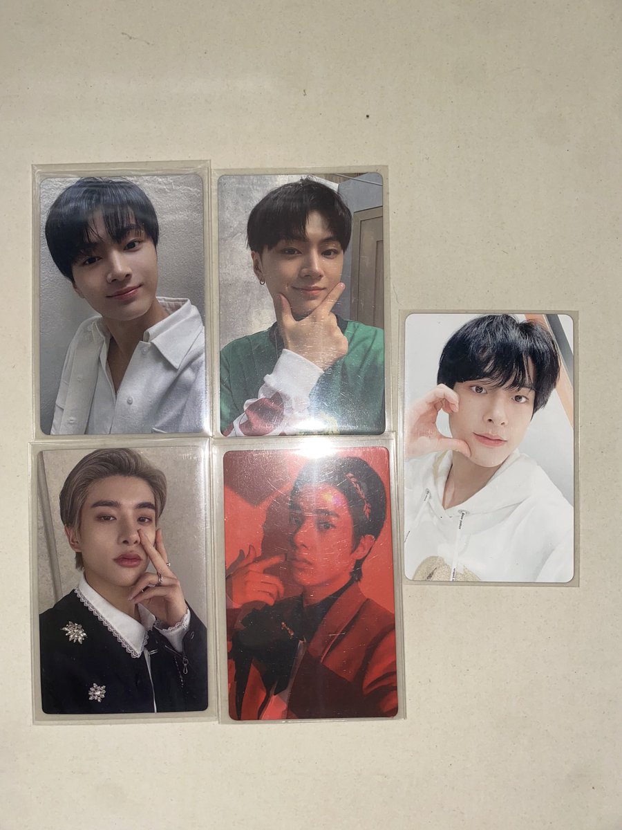 mintchycart's tweet photo. WTS | LFB

• Jake Sadame UMS set•

- ₱950
-X sensitive!
-free pc holder &amp; group pc
-onhand
-payo | 2 days w/nrdp

t. enhypen ph qs quitting sale jay ggu ggu package dd charybdis pogi half heart peace pogi senkou gleam japan https://t.co/3sFYHgOt0h