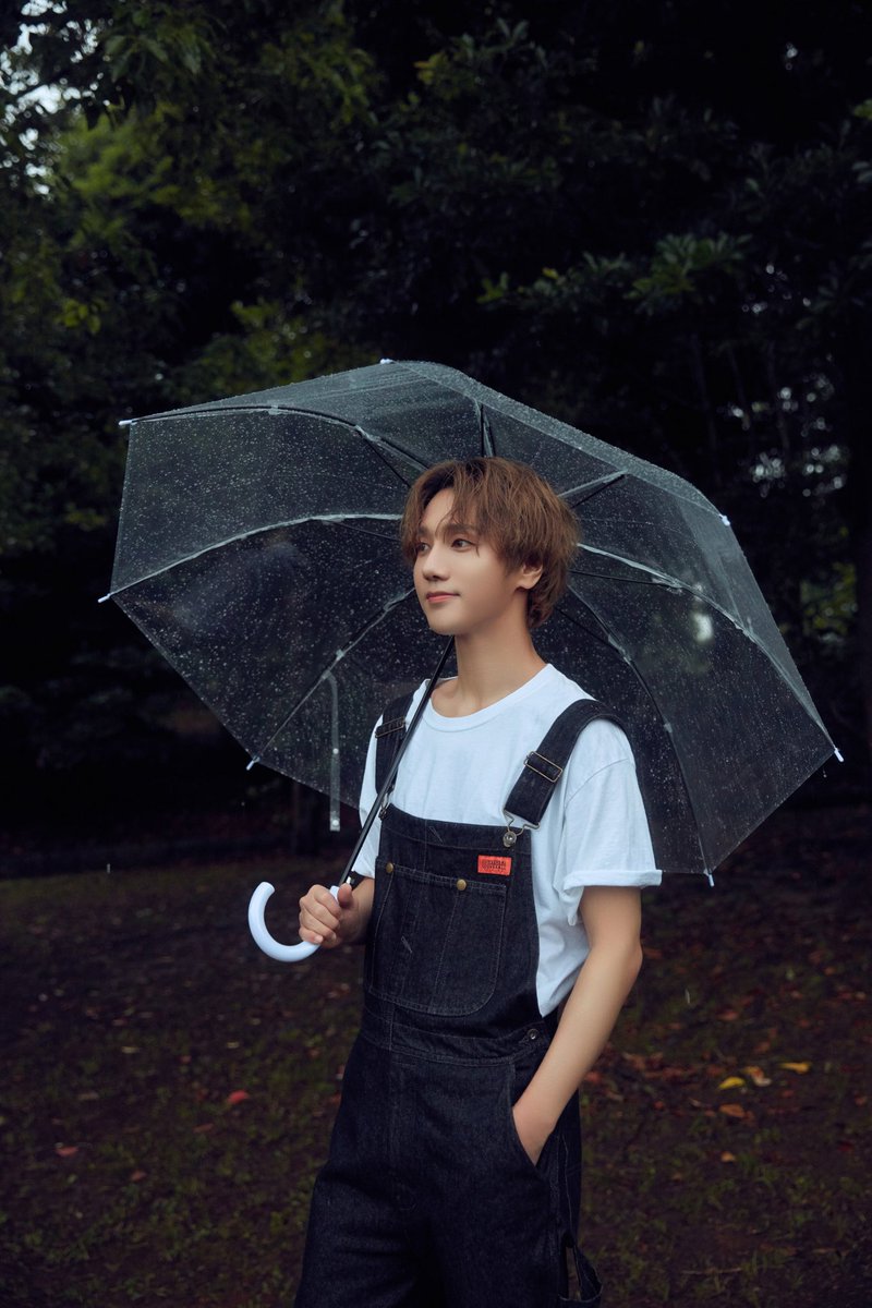 YESUNG_smtown's tweet photo. The second chapter
My daily life waiting for E.L.F.

#예성 #YESUNG @shfly3424 
#슈퍼주니어 #SUPERJUNIOR https://t.co/3GnHlf2GEe
