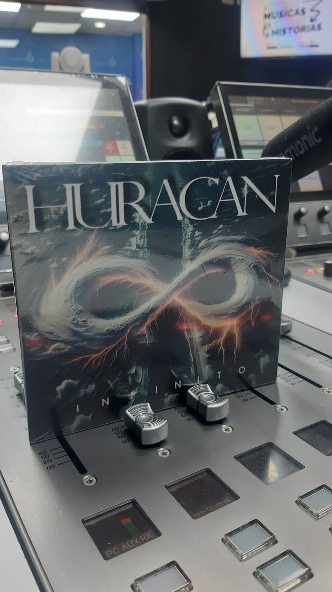 Entusiasma mucho contagiarse de la energía de agrupaciones como <a href="/huracanband/">Huracán</a>  Su nuevo álbum se llama Infinito, ya disponible. <a href="/radionica/">Mila Mila</a>