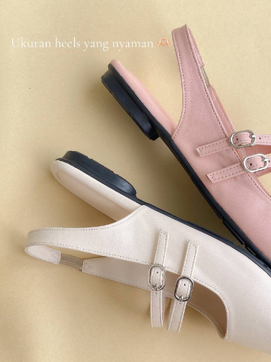 Senengnyaa nemu sandal yg nyaman kyk gini, simple tapi masih kelihatan super cantik.