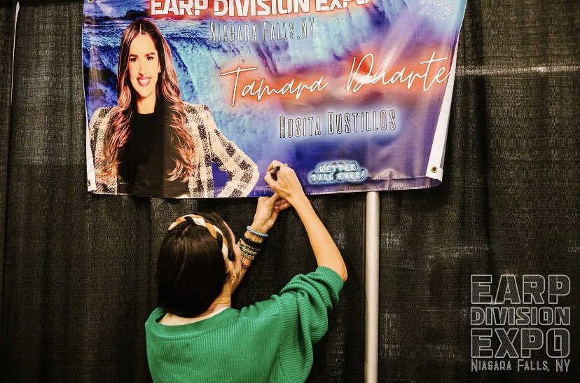 medicaldanvers's tweet photo. alright #Earpers, it’s giveaway time!!
have you always wanted a banner from a convention but you could never afford one? nows your chance!
#WynonnaEarp #WelcomeHomeWynonna #EDE2024 https://t.co/cBcEuG9u4i