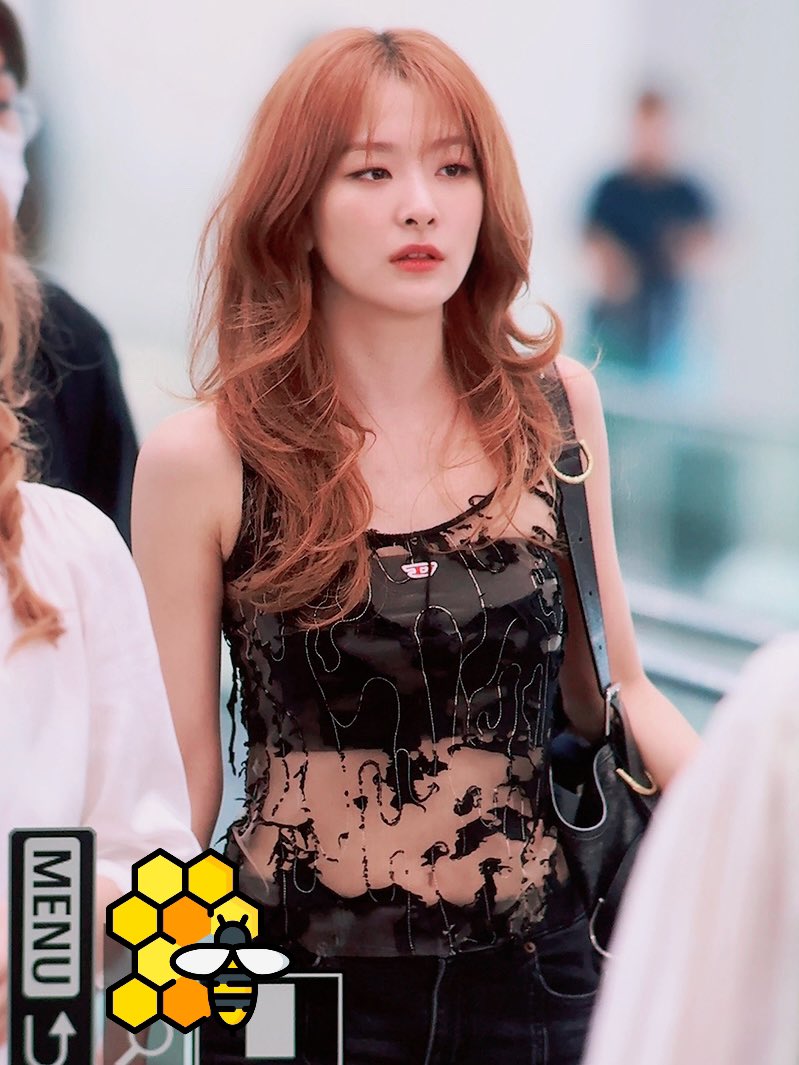 HoneyIsSweet210's tweet photo. 240712 ICN✈️

🥰

#슬기 #SEULGI #레드벨벳 #RedVelvet https://t.co/sLeYiKVXYb