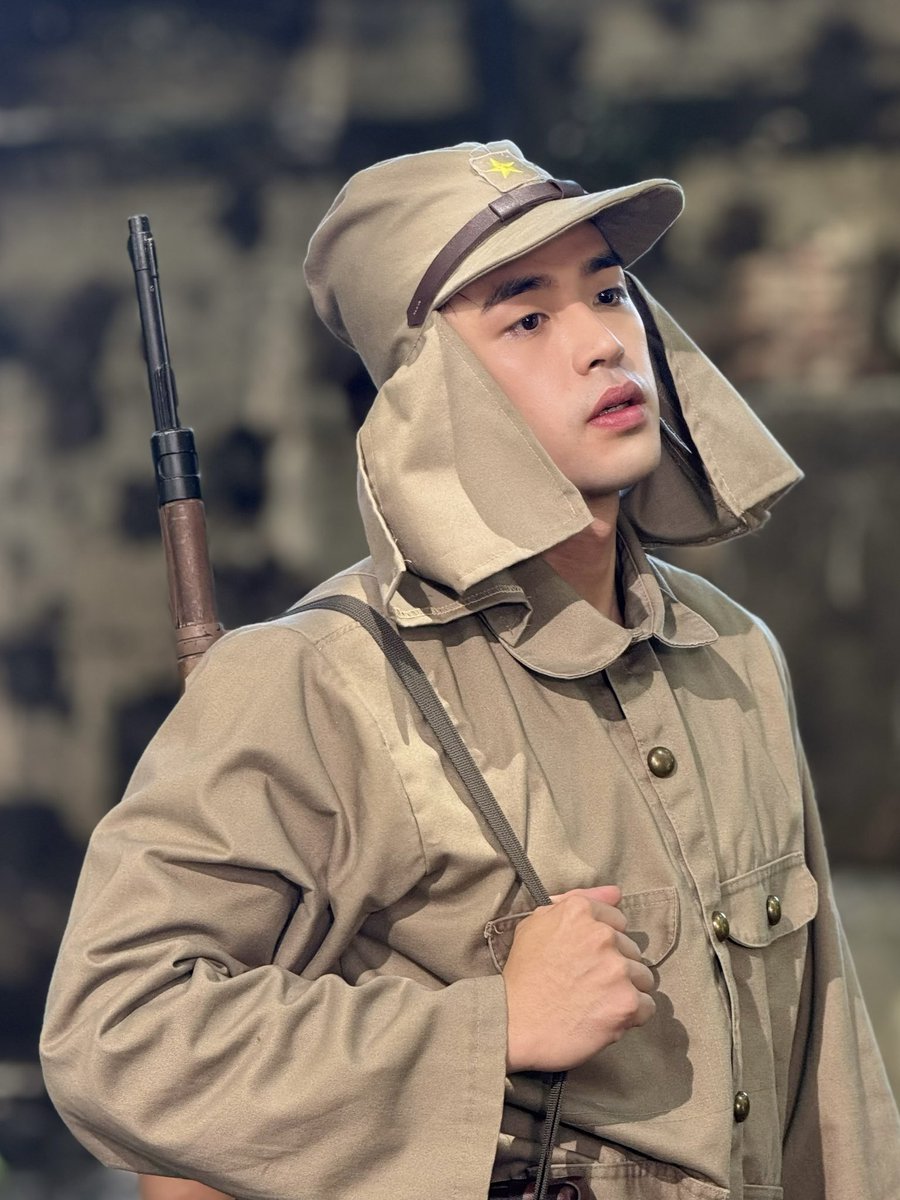 Nathaniphoneph's tweet photo. Ung ganto ung huhuli sayo #DavidLicauco #Pulangaraw ….watch #ThatKindOfLove bago ang pulang araw ofc https://t.co/3NxlYgNe0T