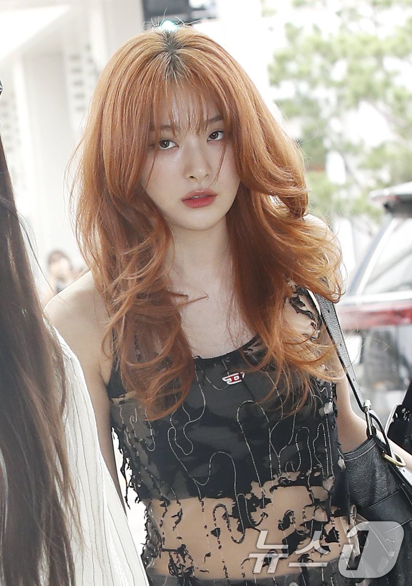 makimaseulgi's tweet photo. how y'all made seulgi pissed off the second time...
https://t.co/fAeApUHt2u https://t.co/JYlCvo5HOe