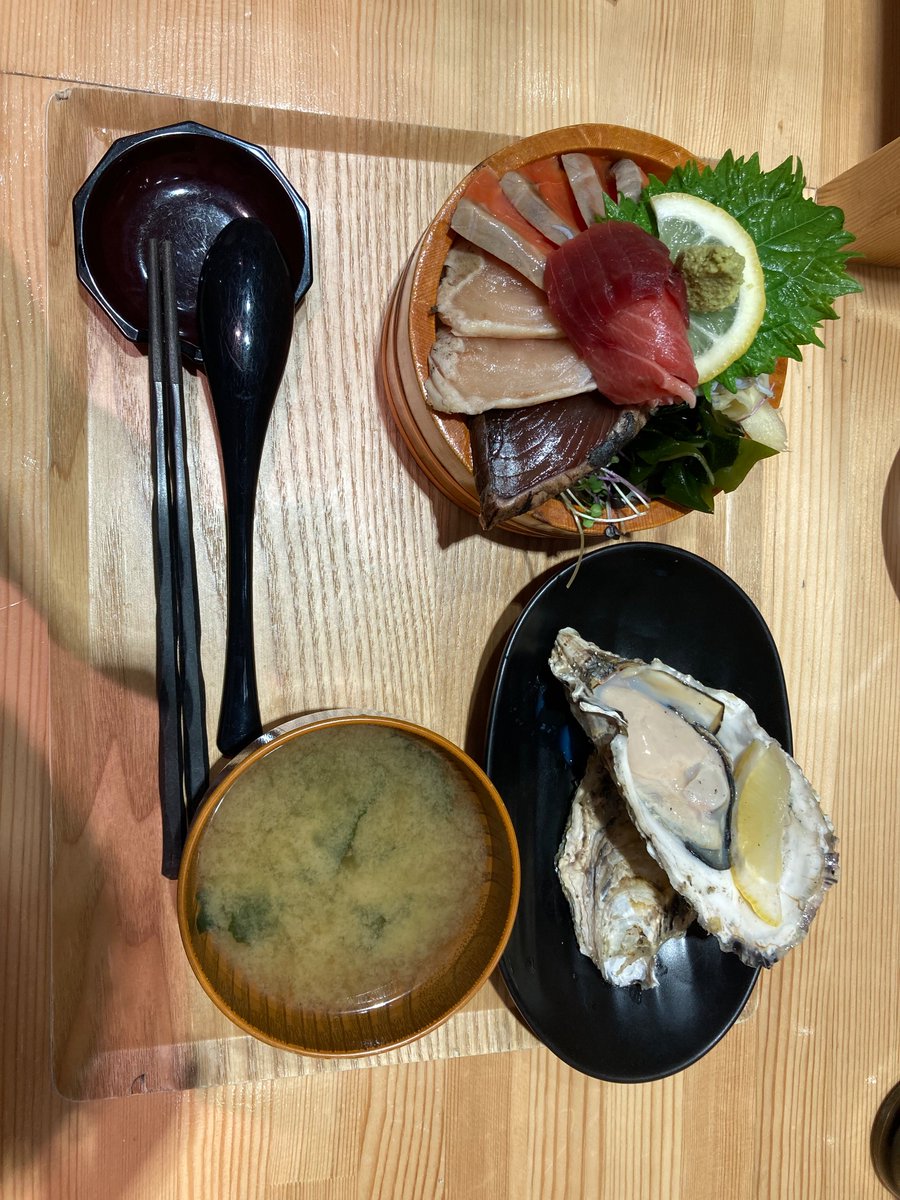 jumbo_0107's tweet photo. おいしい！お魚もさることながらこんなにおいしいわかめ食べたの初めてです！ https://t.co/7x1Eq4B66e