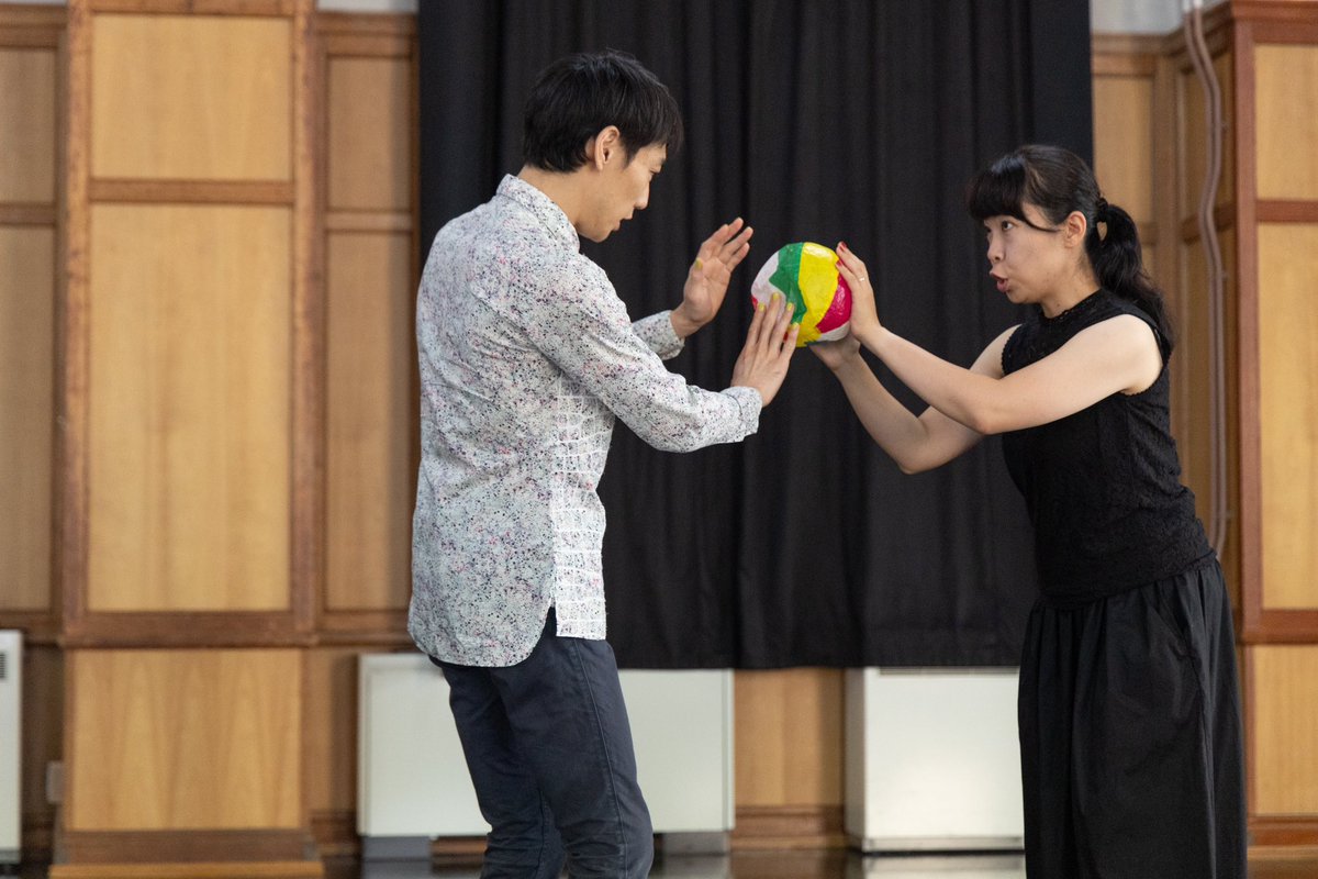 imaike_project's tweet photo. 今村俊博
数える人 Ⅺ（2024/新作）
演奏：岩渕貞太、池田萠

=====
いまいけぷろじぇくと第11回公演《身体奏法》
【京都公演@Kyoto_artcenter 】KACパートナーシッププログラム2024 採択企画より
Photo by Toshiaki Nakatani

【東京公演】詳しくは➡️ https://t.co/FLvL03NdDF https://t.co/OrbjfIFW47