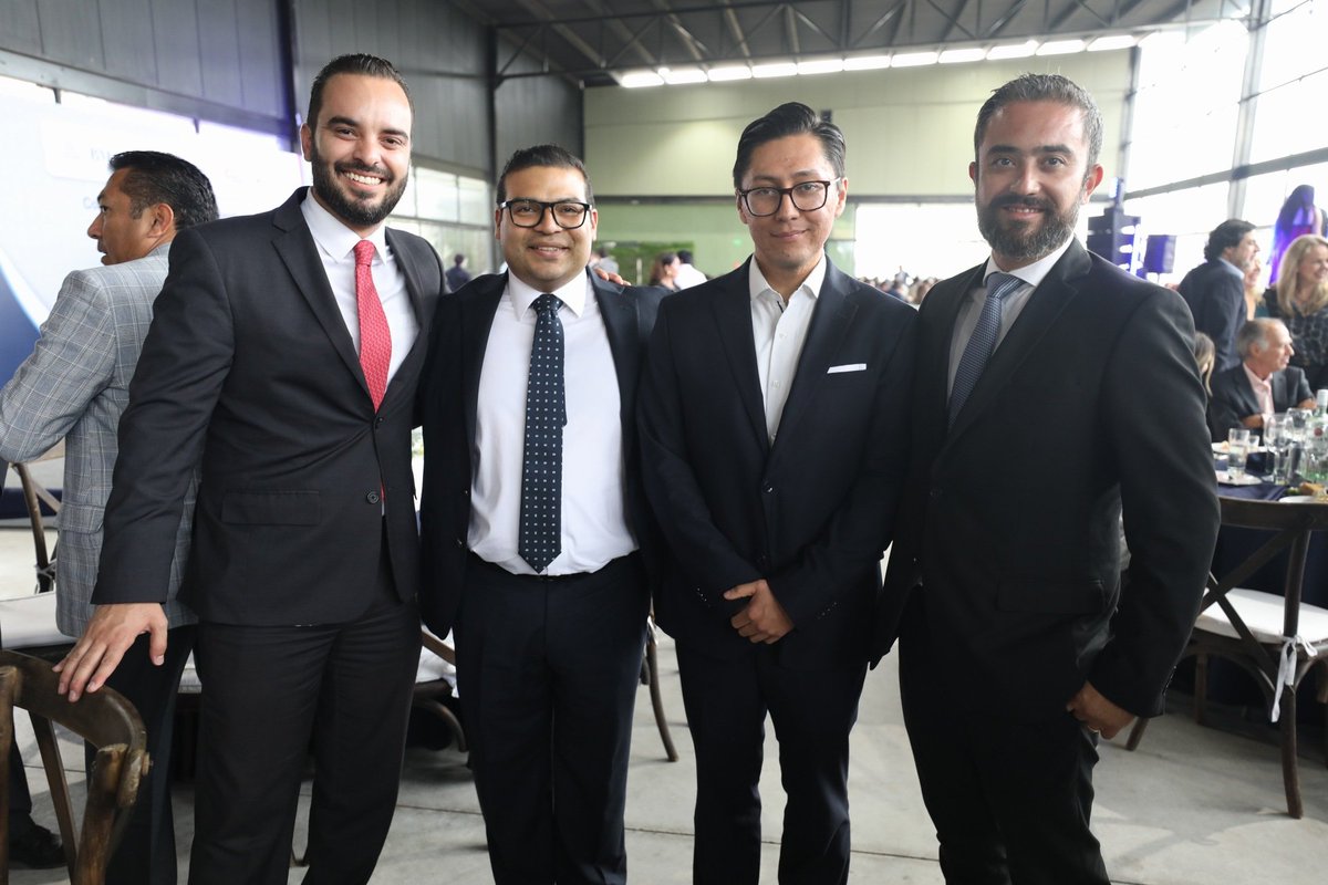 Martín Arango tweet media