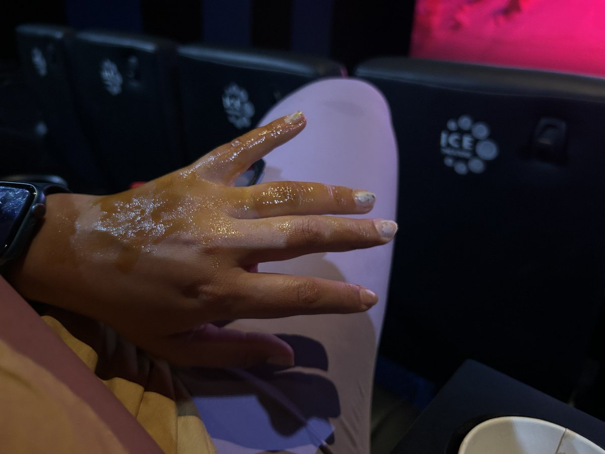 Pra_jakta's tweet photo. In the age where companies are working  on creating better emotional experiences @PicturesPVR is failing miserably at basic physical hazards!
While trying to sit in an ICE theatre in Pune #KOPA, piping hot coffee blanched  my hand because the cup wouldn't fit in the cup holder. https://t.co/y2doh3DaJb