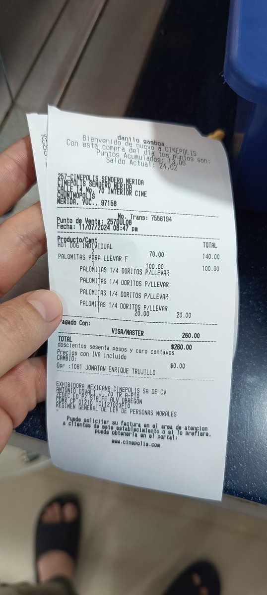 Danelowgs's tweet photo. “¡Hola, @Cinepolis! 😡 Hoy fui al cine emocionado por ver una película, pero la experiencia con los hot dogs fue decepcionante. La salchicha estaba insípida y de baja calidad. 🌭👎 ¿No merecemos algo mejor? 🤔 Espero que puedan mejorar esto pronto. #CalidadHotDogCinepolis” https://t.co/FrCTpvQ21l
