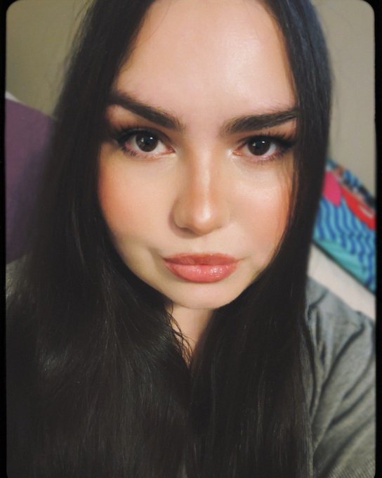 &ldquo;It took all of me to walk away and choose. I felt good about you, I felt good about you&hellip; til&rsquo; I didn&rsquo;t<a href="/tag/itsavibe"class="tags"><span>#itsavibe</span></a><a href="/tag/unapologeticallyme"class="tags"><span>#unapologeticallyme</span></a>