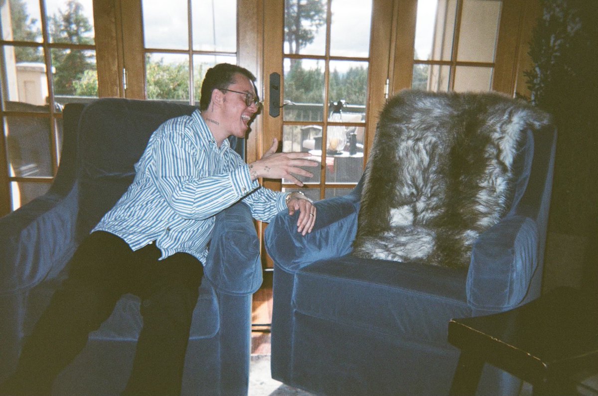 This was basically the relationship I had with my dad as a kid 😂😂😂😂😂