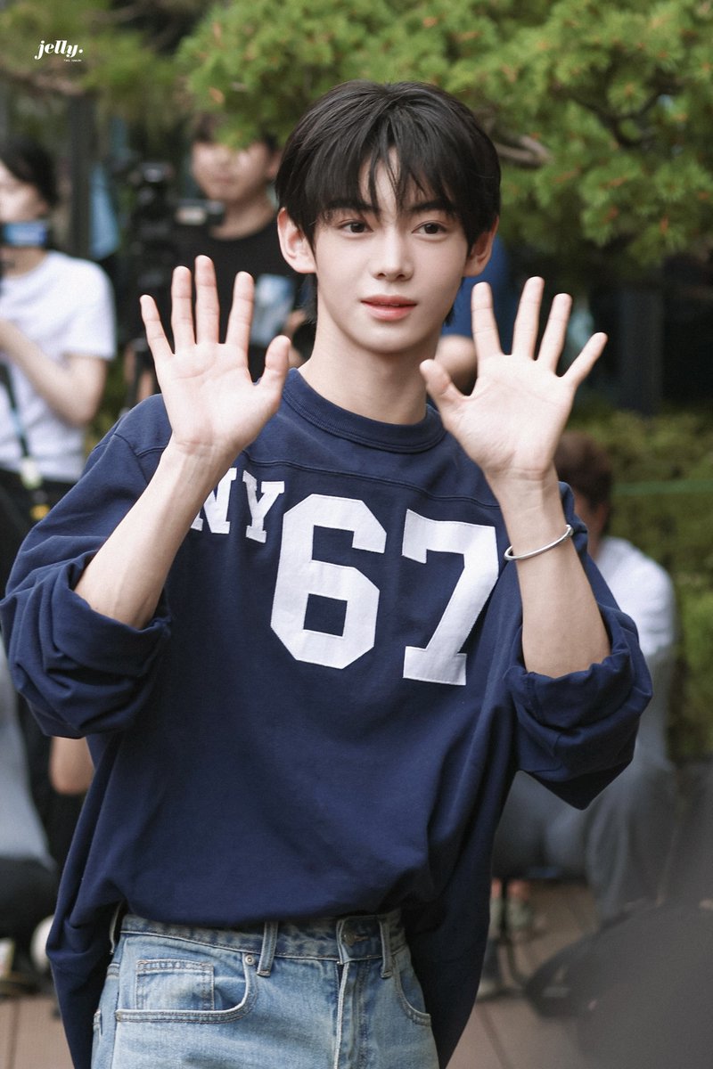 240712

🍬
#HANJIN #한진 
#TWS #투어스 #247WithUs