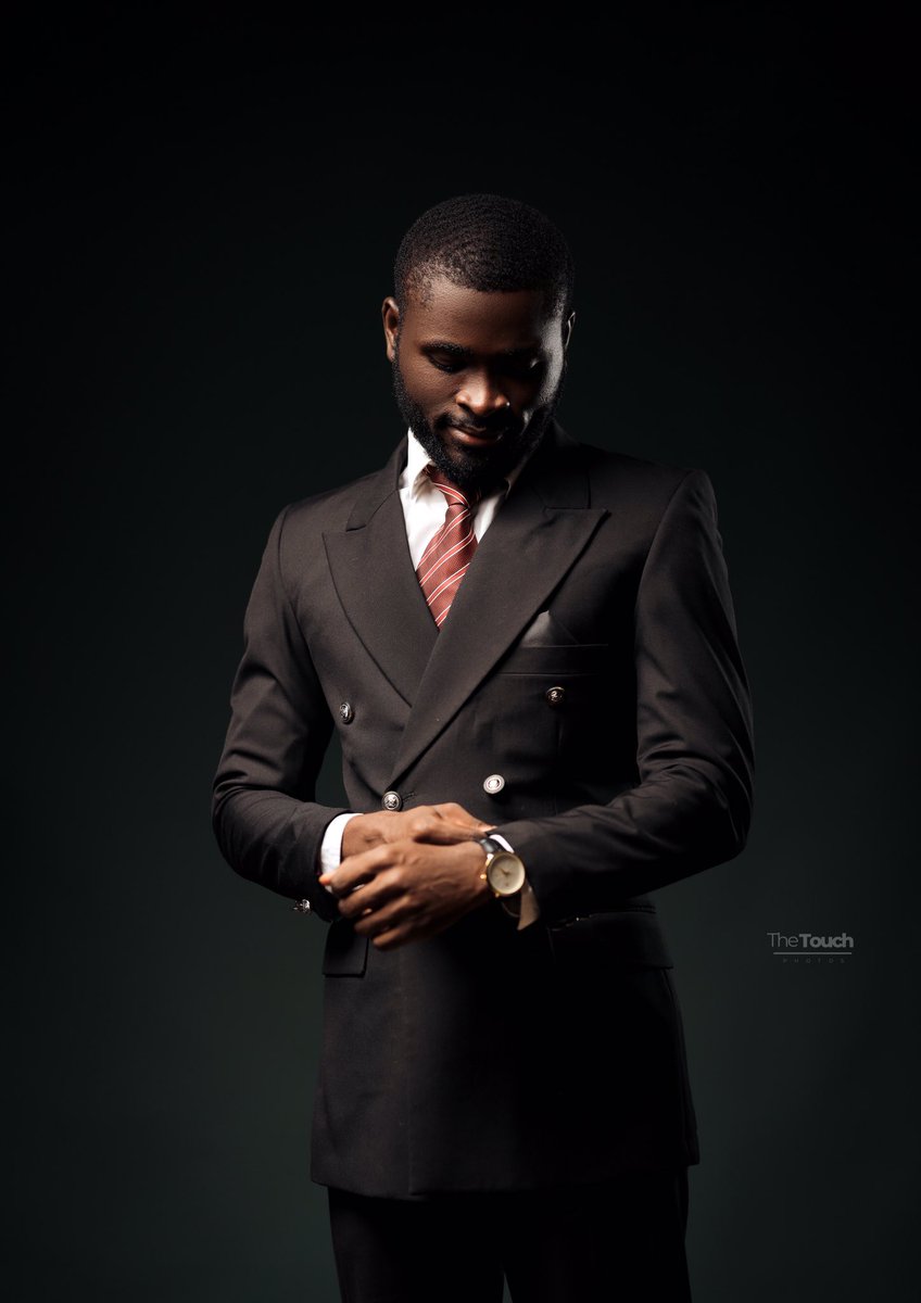 enoch_gbogbo's tweet photo. Hey friends,
Help me thank the Lord for adding yet another year to my years. 
I can’t thank him enough🙏🏾❤️

Happy birthday to me🎉🥂 https://t.co/cj5rTWVMT5