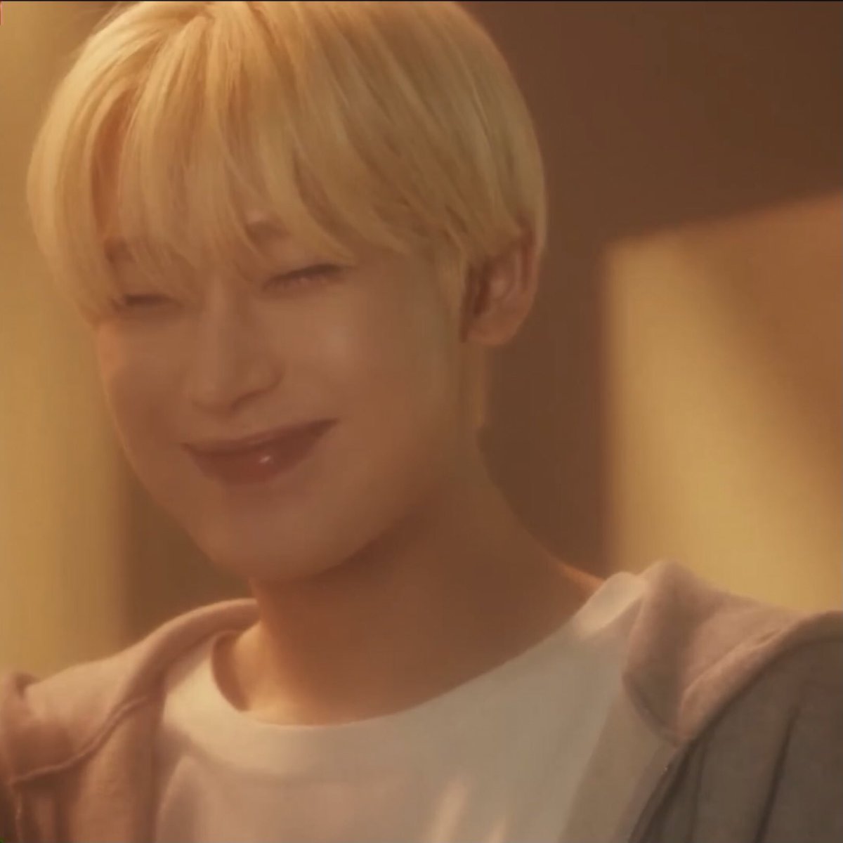 filmksw's tweet image. 🥺😭🥺🤍