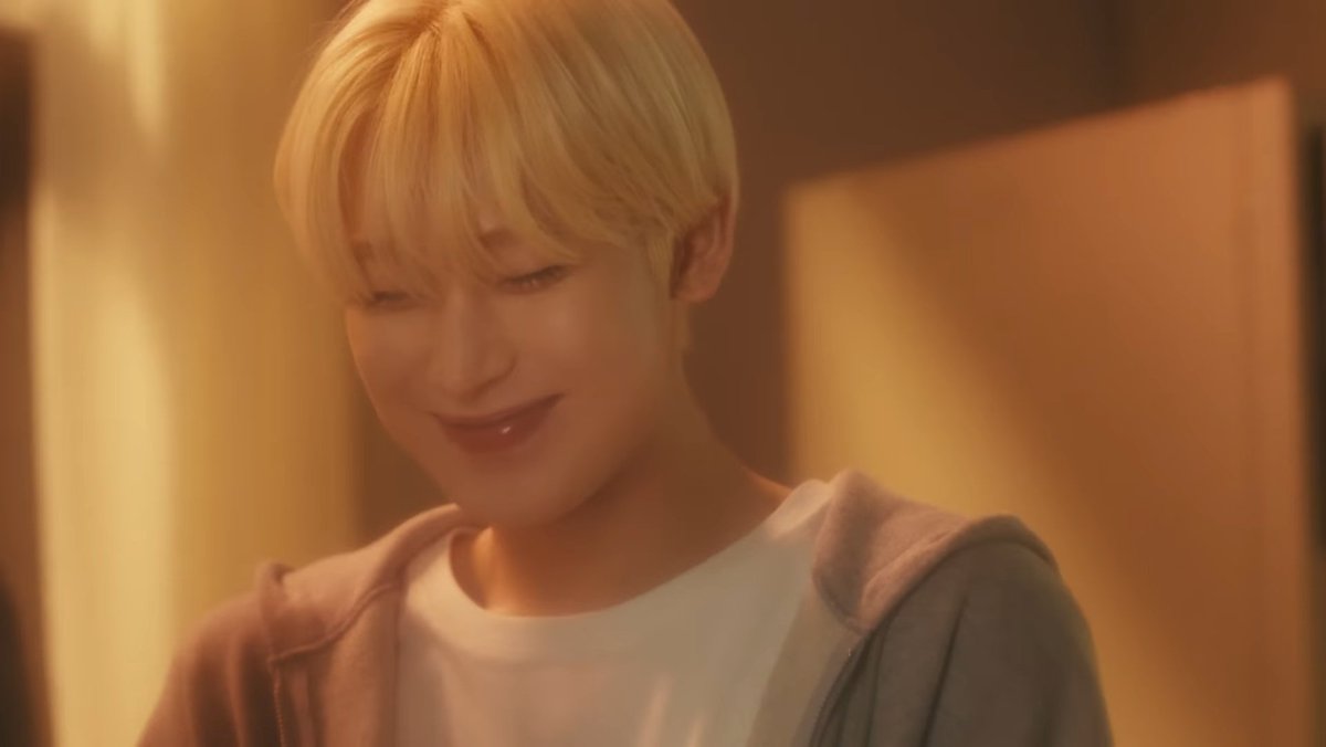 ksnpics's tweet photo. LOOK AT SUNOO 🥺😭 https://t.co/4rXZU58xGR