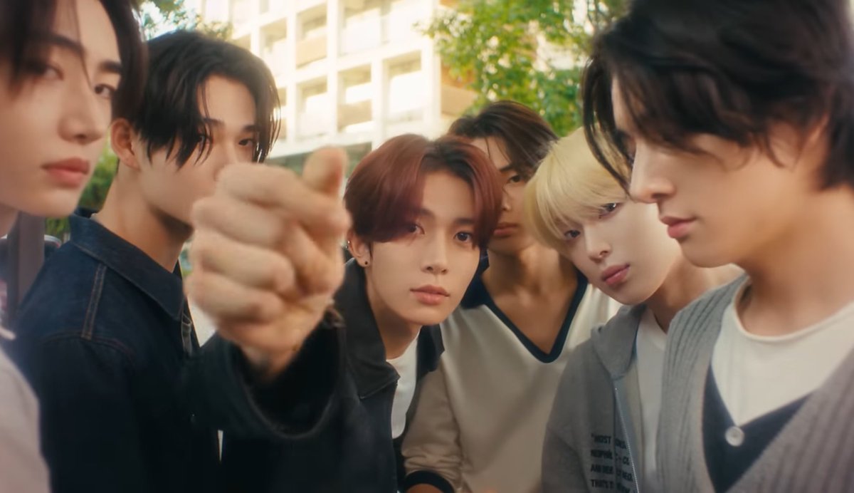 majs (fan account) tweet media