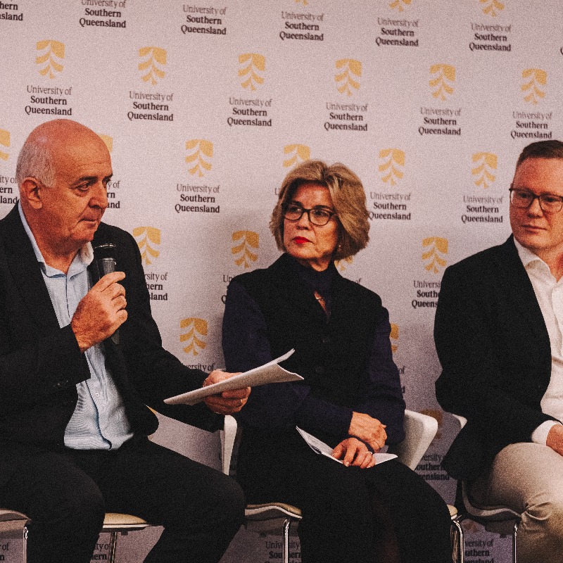 unisqaus's tweet photo. What a night discussing the future of health in the regions 💛

All part of our Thought Leadership Series! 

Until next time...