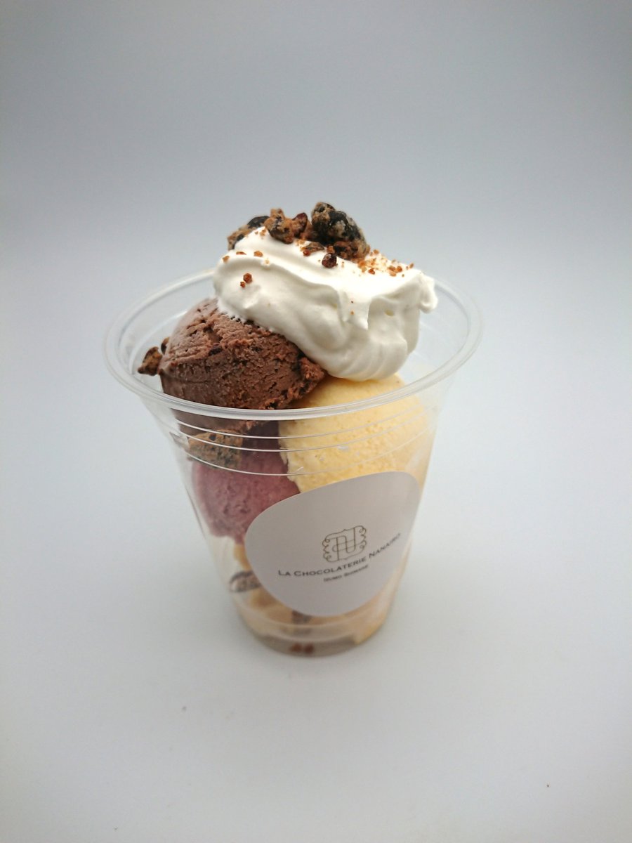 chocolatNANAIRO's tweet photo. アイスクリーム
Take outやってます🍨

＃出雲観光
#出雲グルメ 
#アイスクリーム 
#出雲チョコレート https://t.co/NtZfPqlL85