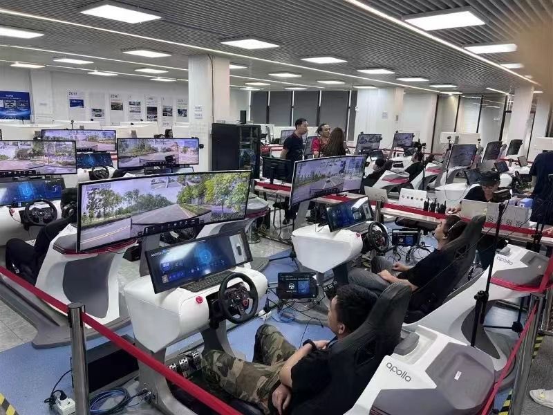 新闻调查 tweet media