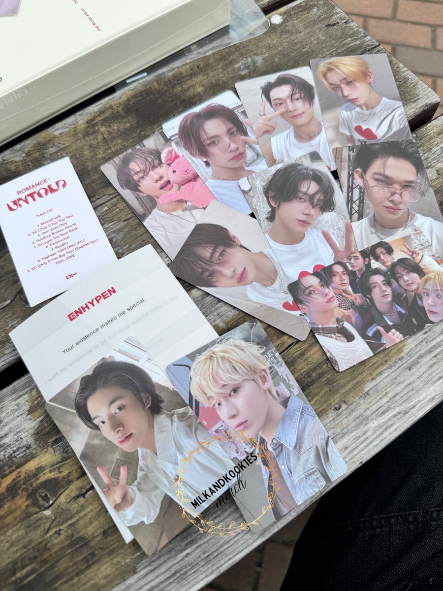 milkandk00k1es's tweet photo. pulled jake and sunoo for the weverse album 🥰

#ENHYPEN #ENHYPEN_JAKE #ENHYPENJAKE #JAKE #제이크 #심재윤 #엔하이픈  #ジェイク #MILKANDKOOK1ESMERCH  @ENHYPEN @ENHYPEN_members #ROMANCE_UNTOLD #ENHYPEN7thComeback_DDAY https://t.co/BupPr2bLcX