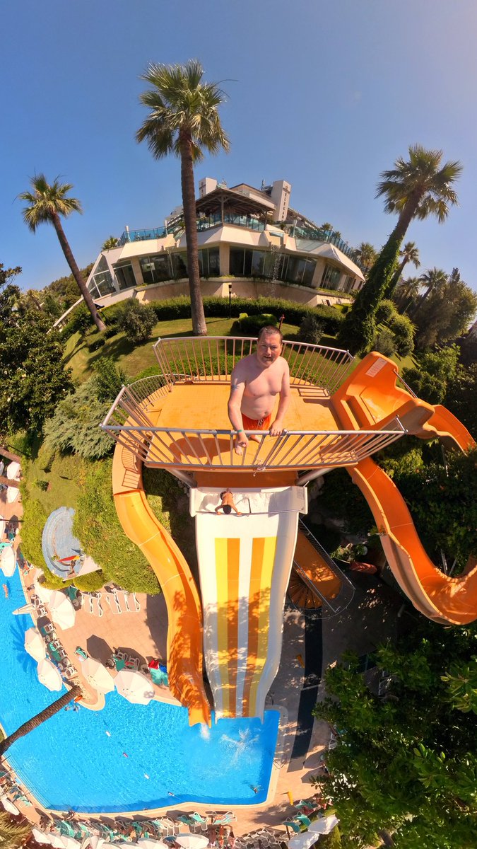 Simon Anderson tweet media