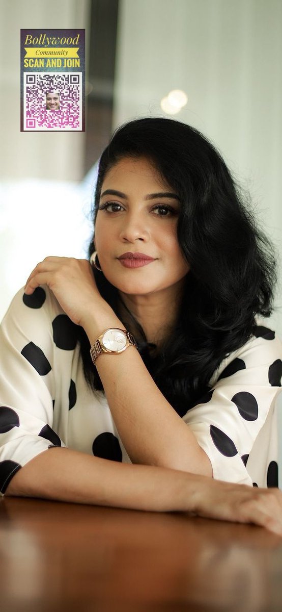 MercuryNews26's tweet photo. 🛑 #ShivadaThread   
🛑 #BollywoodThread 

#Bollywood Beautiful #Actress #Shivada New Look https://t.co/DyyrmbRplA