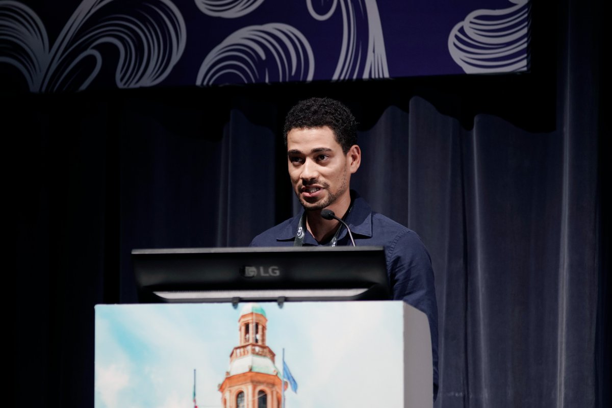 CRSScience's tweet photo. Day 3 of #CRS2024 was full and exciting! Attendees enjoyed networking, connecting with peers, hearing from top industry experts, tuning in to technical sessions with plenary speakers, and MORE!

View more pics: 👉https://t.co/iBOOiavUiA

#deliveryscience #pharma https://t.co/Sq8CCqEBLR