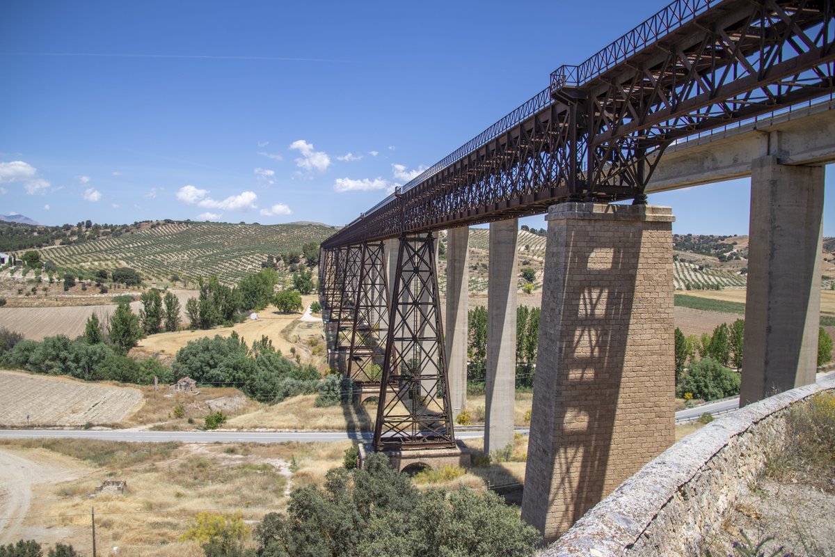 *NEW POST*  
Puente de Hecho is the longest #iron #bridge in #Spain!  

anythingbutpaella.com/puente-de-hach…

#granada #andalucia #andalusia #industrialheritage #railway #trains #architecture #industrialarchitecture #PuentedeHecho