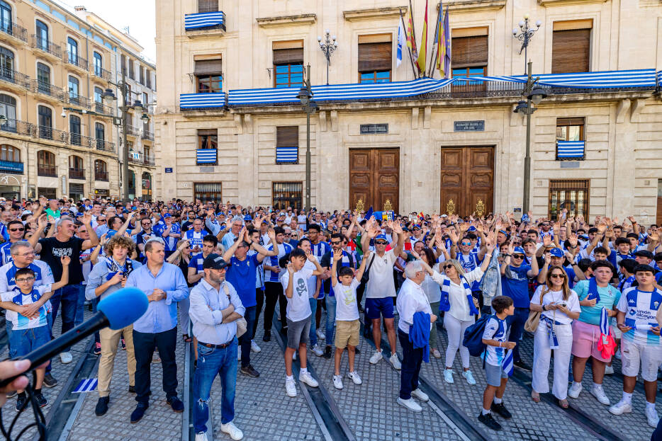 💙 𝐉𝐮𝐧𝐭𝐨𝐬 𝐥𝐨 𝐜𝐨𝐧𝐬𝐞𝐠𝐮𝐢𝐫𝐞𝐦𝐨𝐬 🤍

#Objetivo2000 #LaMoralEresTú