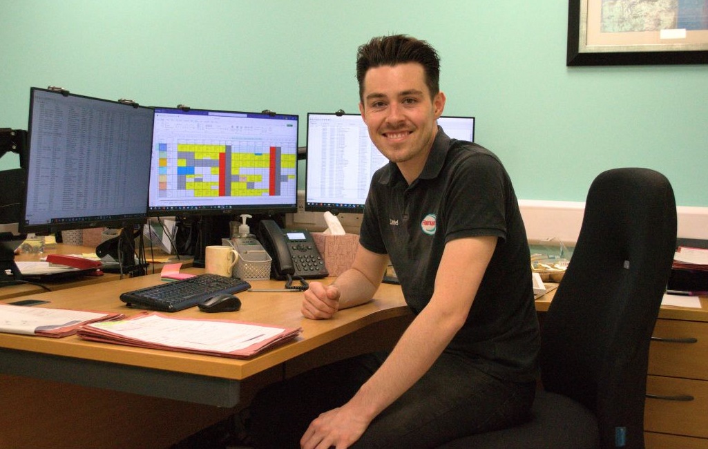 WhippetPR's tweet image. We all need to see more good news stories about businesses investing in sustainability like this - @BusinessDesk_YK - @Floormaster24 #fowardthinking thebusinessdesk.com/yorkshire/news…