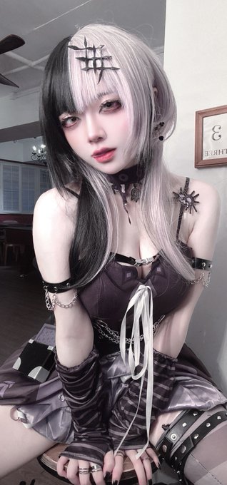 コスプレイヤー絲のTwitter画像22