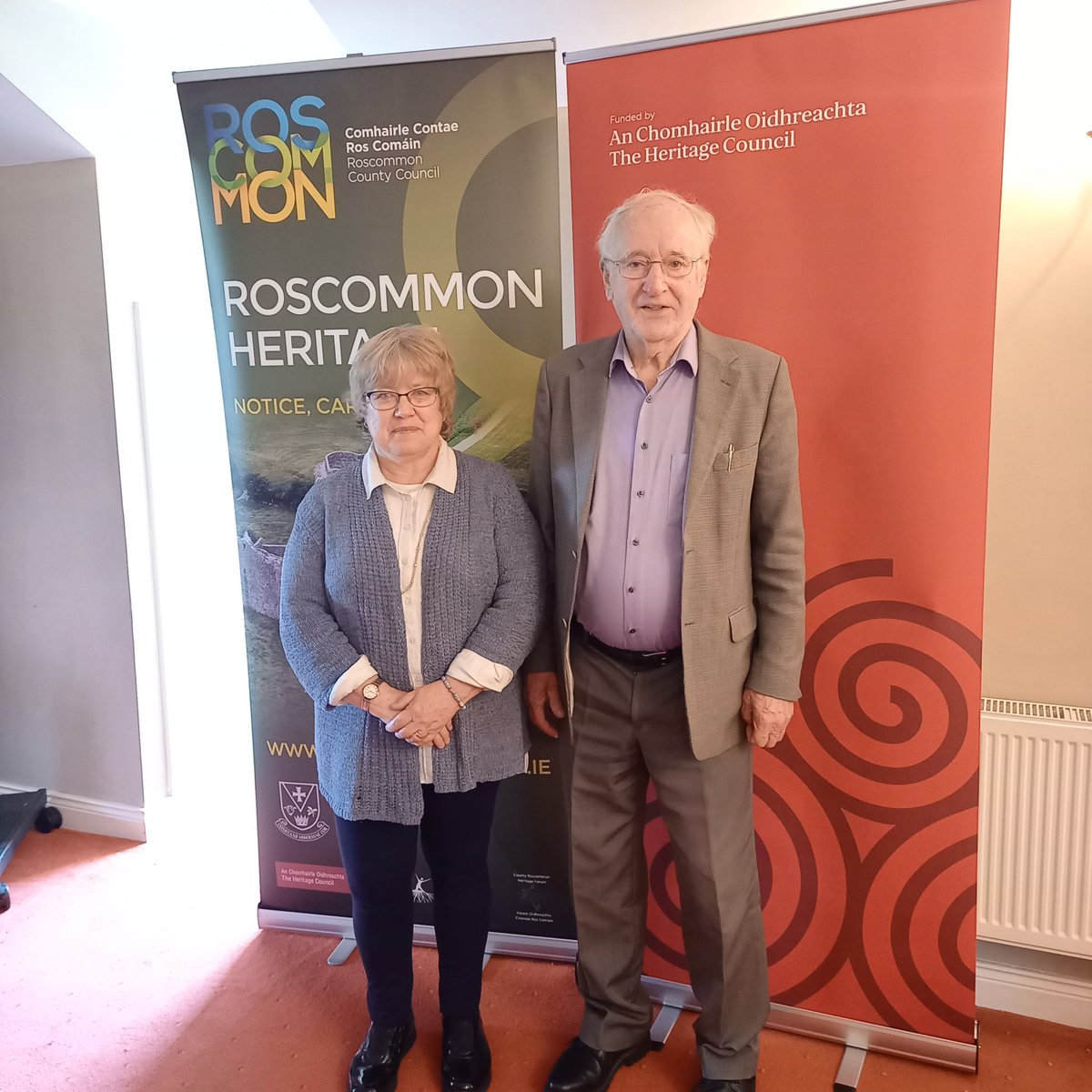roscommoncoco's tweet photo. Great discussion at the recent Roscommon Field Names Seminar. If you would like to record field names see  https://t.co/x7InGH7VXY. Supported by @HeritageHubIRE.
#LoveYourHeritage #RoscommonHeritage #FieldNames #RosHeritageForum https://t.co/87m0gqzkT8