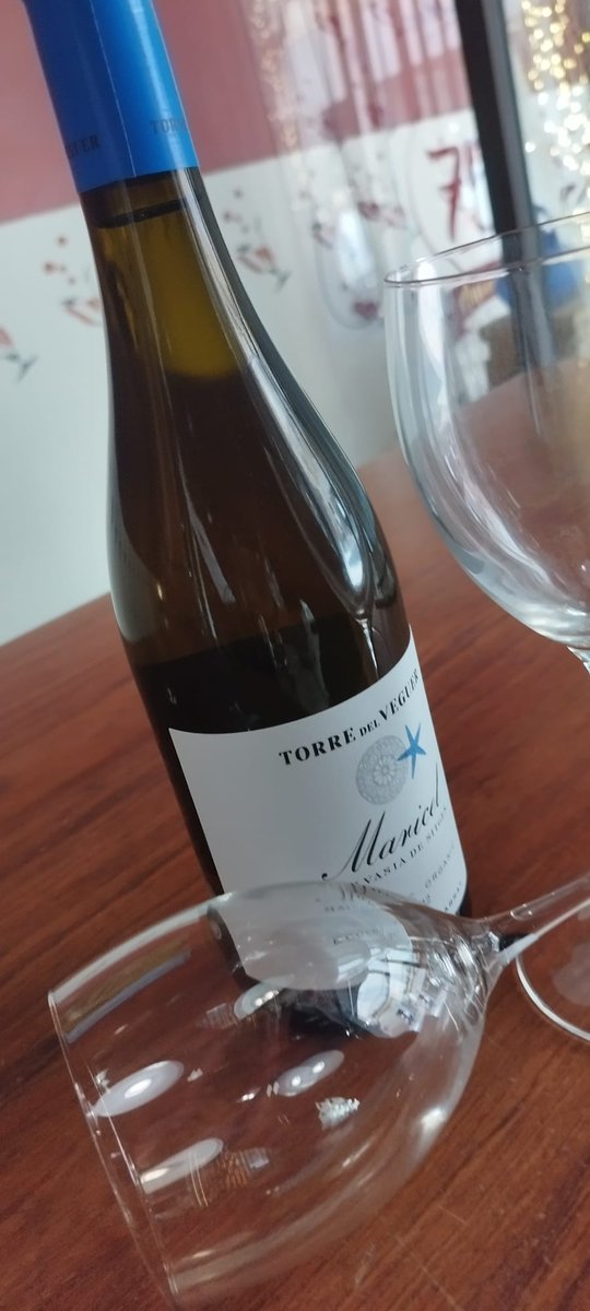Demà dissabte, a la nostra botiga de #vilanovailageltrú podreu tastar el vi blanc de Malvasia de @torredelveguer

Us hi esperem!

#garraf #malvasia
