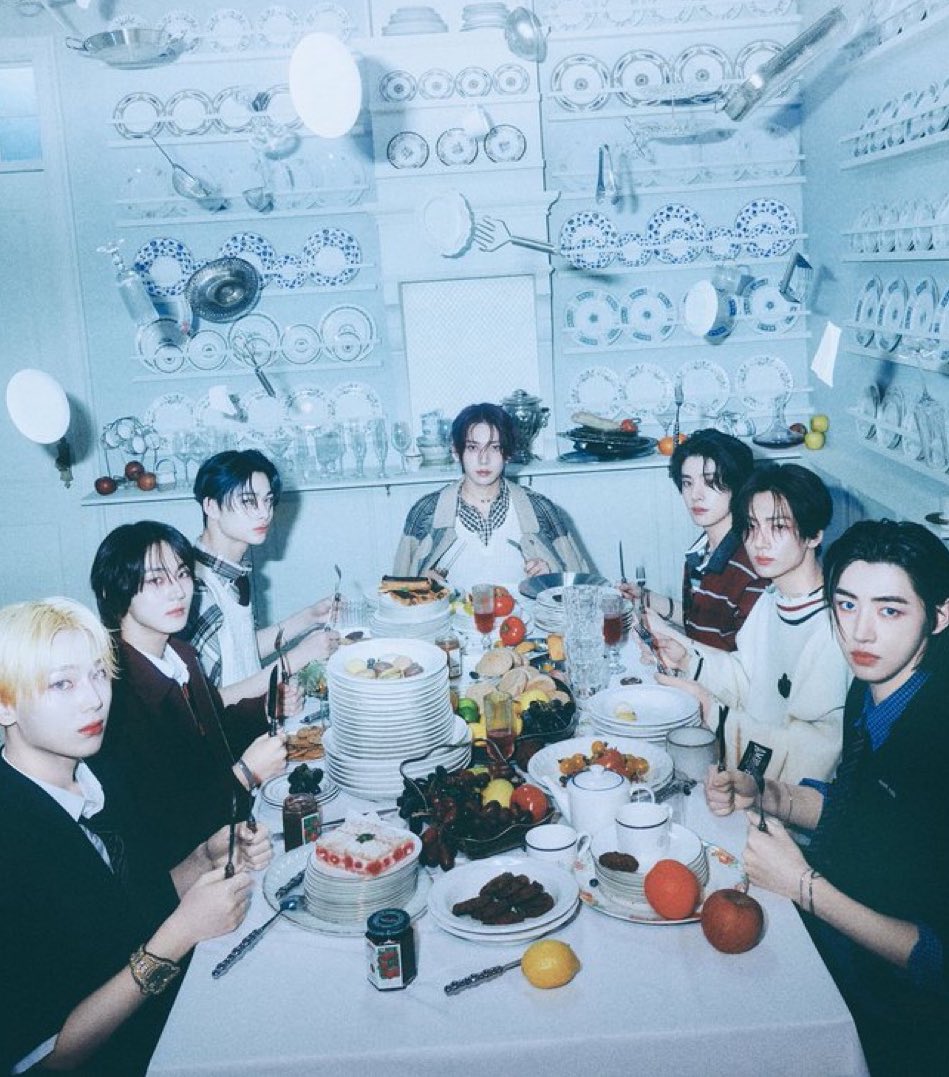 enhypen_phi's tweet image. TRIPLE #1 ON ITUNES PHILIPPINES! 🇵🇭

WE DID IT, FILO ENGENES!! ENHYPEN Takeover on iTunes Philippines as “XO “Only If You Say Yes” claims the #1 spot on Songs Chart and Music Videos Chart!

Keep buying XO and ROMANCE UNTOLD! ❤️‍🔥

XO OUT NOW
#ROMANCE_UNTOLD_OutNow #ENHYPEN_XO…