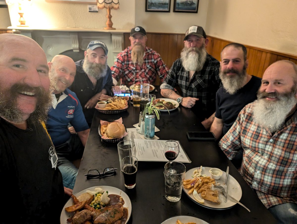 beardoc's tweet image. Friday night fur-losophy at the British Hotel, Deloraine.