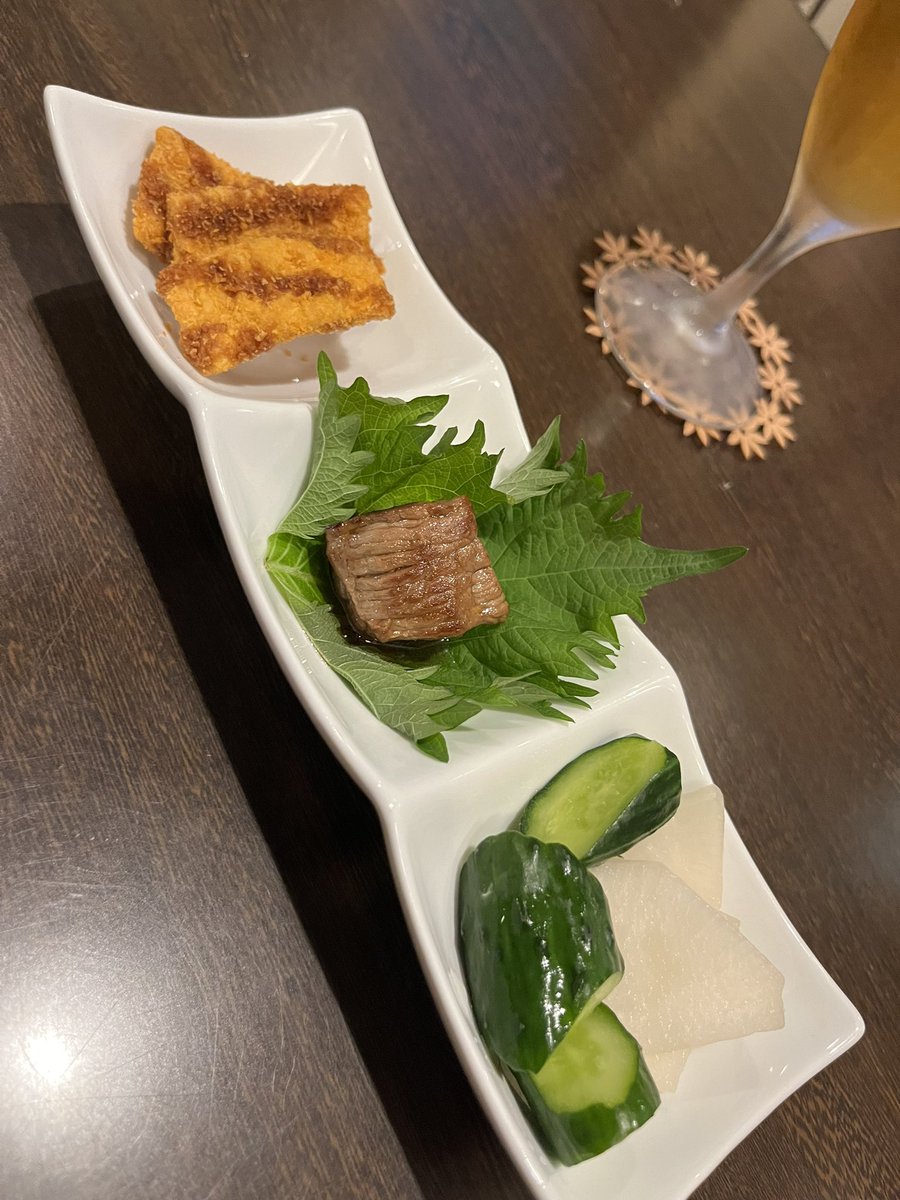 お魚カツ、サイコロステーキ、浅漬け