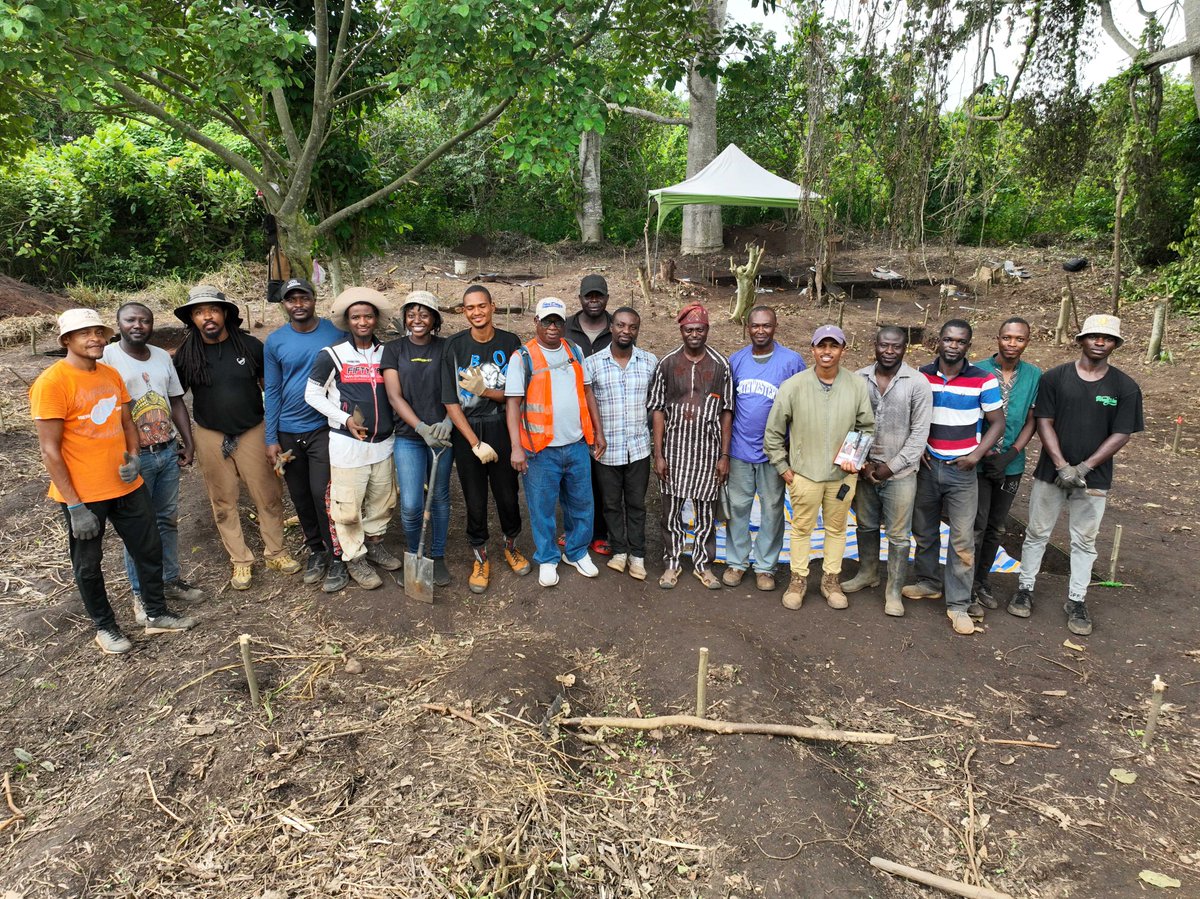 Akin Ogundiran tweet media