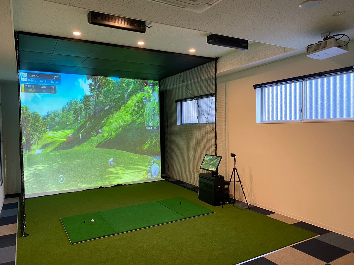 golfland_'s tweet photo. 福岡の企業様に、福利厚生の一環で弊社ゴルフシミュレーター「JoyGolf Smart+」を設置いたしました！
社員の皆様が楽しめるようにシミュレーションゴルフを設置したいとご相談いただきました
 #室内ゴルフ #ゴルフ #ゴルフシミュレーター #ゴルフ好き https://t.co/iPLKcmlPLf