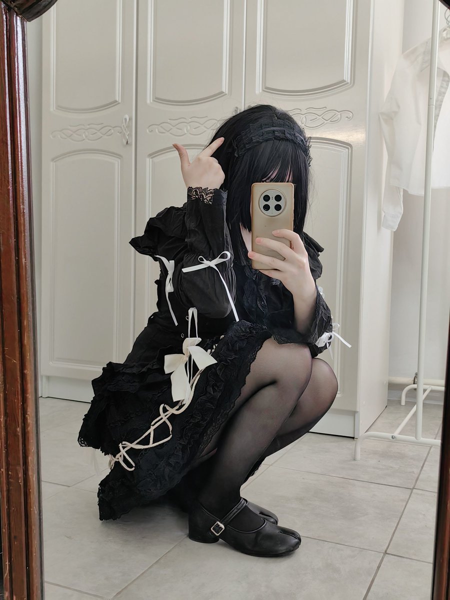nondepreloise's tweet photo. 私のスタイルは私の人生です

#japan #japanese #japanstreet #japanfashion #jrock #alternative #altmodel #harajuku #lolita #jiraikei https://t.co/qm4WXxsT8Q