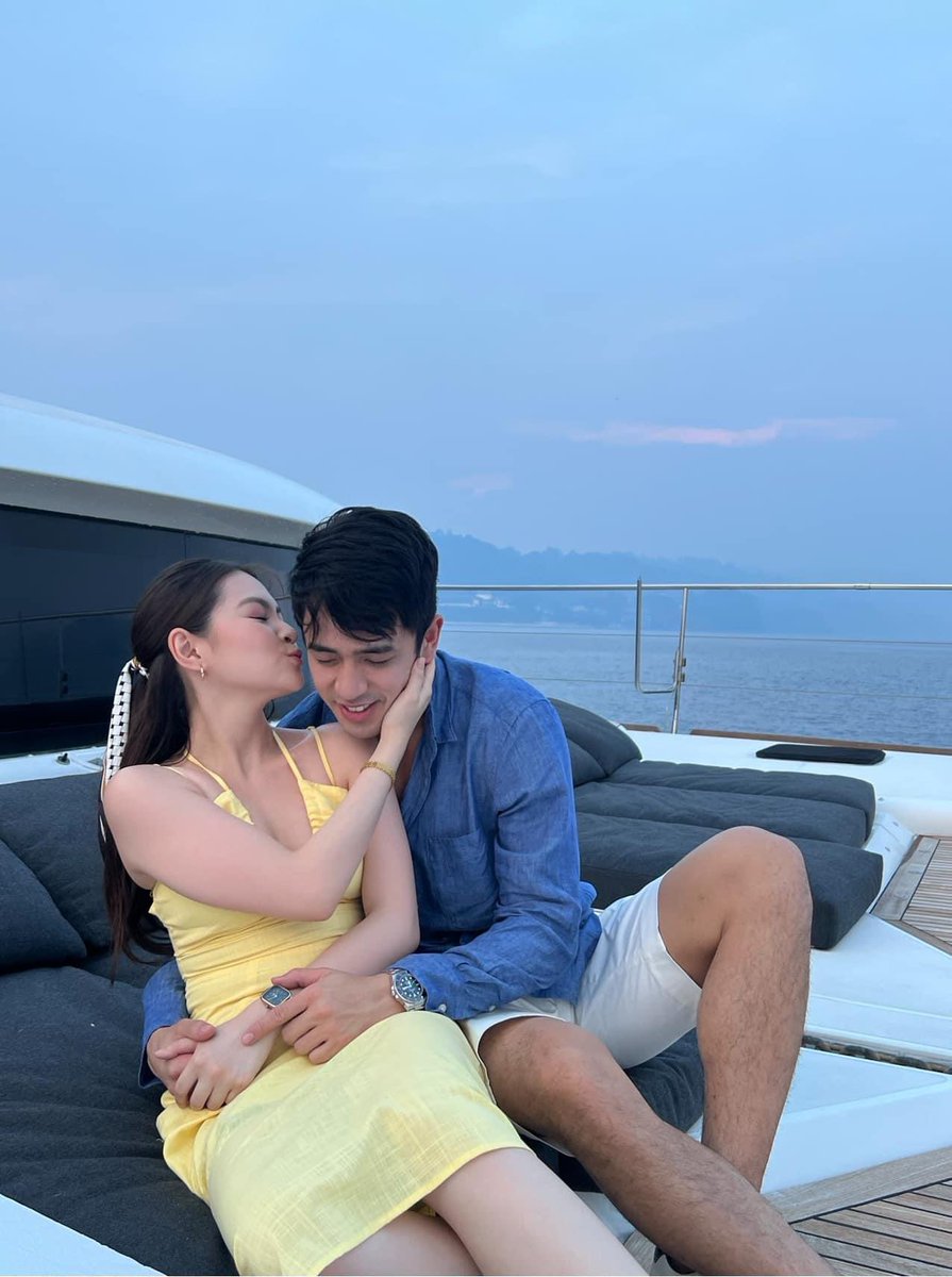 BarDaOFC's tweet photo. “That kind of chemistry is worthy to be seen on the big screen” - Goldwin Reviews

📸 @Nathaniphoneph 

#ThatKindOfLoveNowShowing 
#ThatKindOfLove
#BarDa #BarbieForteza #DavidLicauco https://t.co/zfd0dJHiVC