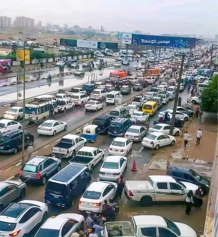 Yassin77928576's tweet image. ملامح من خريف الخرطوم❤️‍🩹