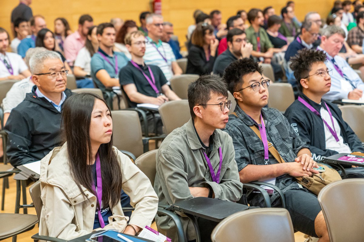 Instituto de Ciencias de la Vid y del Vino (ICVV) (@icvv_rioja) on Twitter photo 📸La #IA, el Big Data y la edición genética centran las últimas sesiones de la Open International Conference on Grapevine Physiology and Biotechnology <a href="/OpenGPB2024/">Open-GPB2024 Conference</a> que organiza el
<a href="/icvv_rioja/">Instituto de Ciencias de la Vid y del Vino (ICVV)</a> (<a href="/CSIC/">CSIC</a>, <a href="/lariojaorg/">Gobierno de La Rioja</a>, <a href="/unirioja/">Universidad de La Rioja</a>)
#investigación #fisiología #biotecnología #viticultura 📸La #IA, el Big Data y la edición genética centran las últimas sesiones de la Open International Conference on Grapevine Physiology and Biotechnology <a href="/OpenGPB2024/">Open-GPB2024 Conference</a> que organiza el
<a href="/icvv_rioja/">Instituto de Ciencias de la Vid y del Vino (ICVV)</a> (<a href="/CSIC/">CSIC</a>, <a href="/lariojaorg/">Gobierno de La Rioja</a>, <a href="/unirioja/">Universidad de La Rioja</a>)
#investigación #fisiología #biotecnología #viticultura