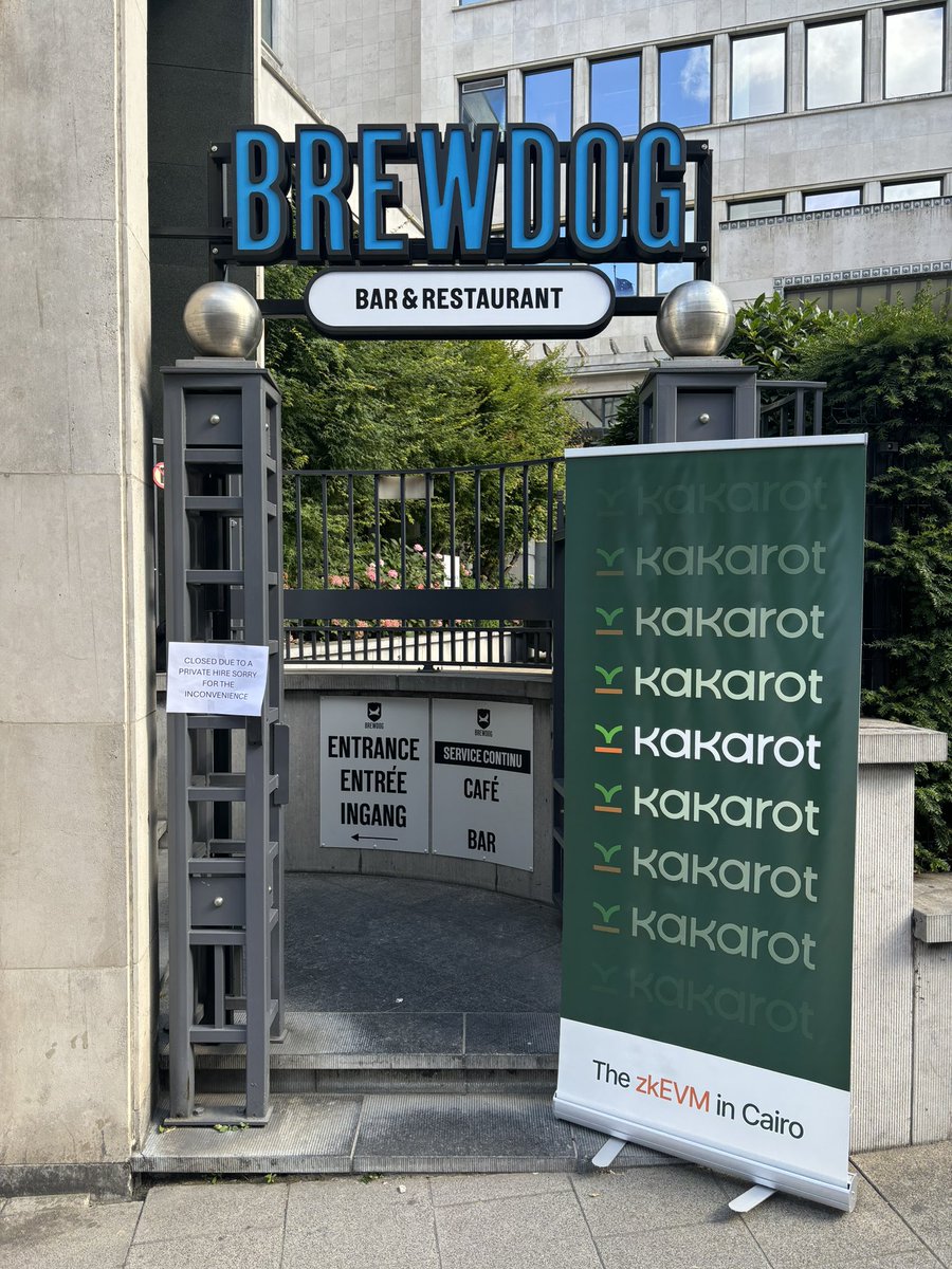 SamuelTazartes's tweet photo. Bullish on @KakarotZkEvm’s first conference (with @VitalikButerin)! Super impressed by the brother @ETazou and @ClementWalter and the team. Also, best merch. (@EthCC side event) https://t.co/sHx0tnw8zV