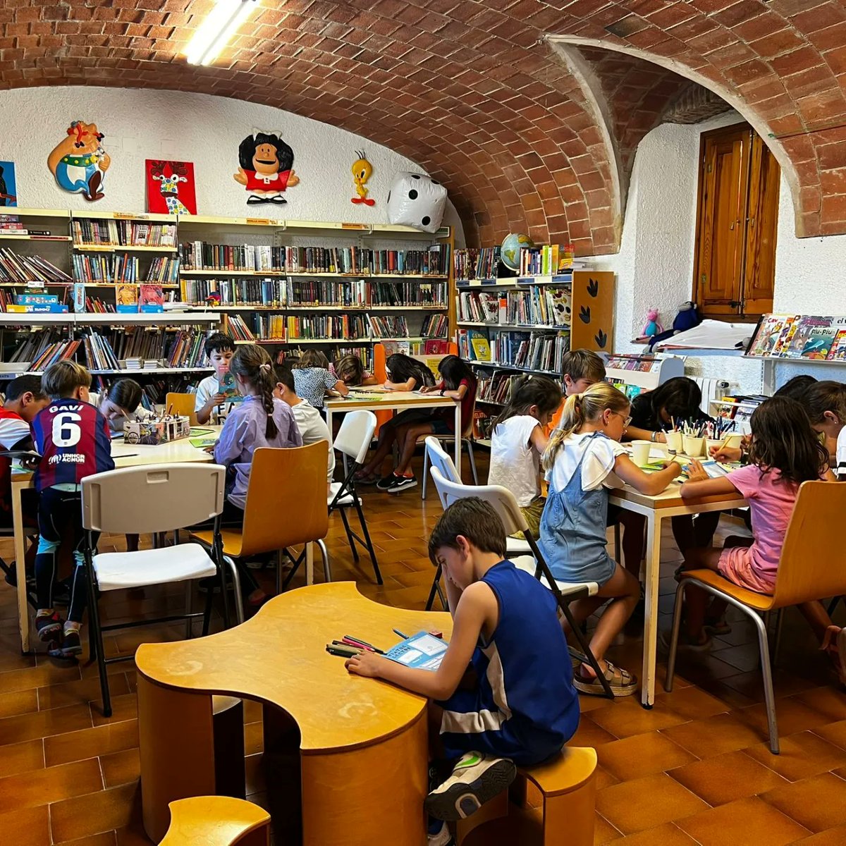 Un estiu més, <a href="/lecxit/">LECXIT</a> uneix forces per impulsar un #EstiuLector per a tots els infants.

Gràcies a totes les biblioteques, llibreries, escoles i punts de distribució per fer-ho possible! 🫱🏻‍🫲🏽 

➕ lecxit.cat/guanyem-un-est… 

<a href="/bibliobaldirire/">Biblioteca SCA</a> <a href="/bibliotgn/">Biblioteca Pública Tarragona</a> <a href="/BiblioPalafolls/">Biblioteca Palafolls</a> <a href="/bnavarclessv/">Biblioteca de Navarcles</a>