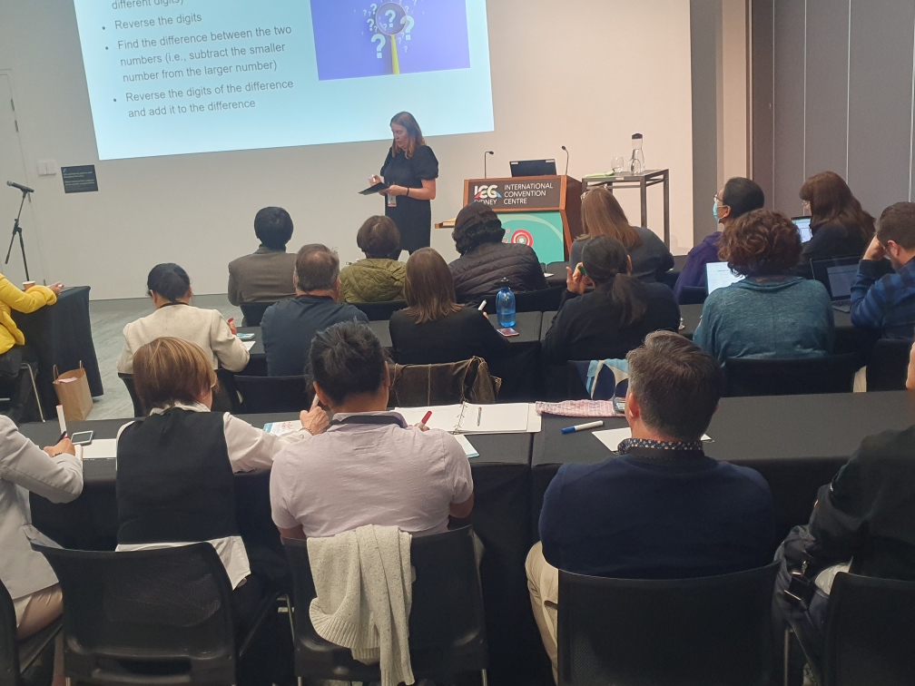 cass_lowry's tweet photo. If you missed or were locked out of my @icme_15 presentation today all about formative assessment strategies, here are the slides #icme15 #MTBoS #iteachmath #MathsTalk
https://t.co/3Z4eaKmhY5 https://t.co/DeCJyqKVgz
