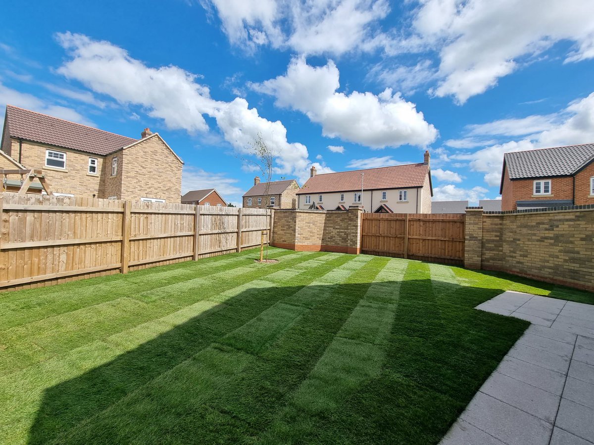 wllandscapes's tweet photo. Another plot completed at Kings Manor #Coningsby with @chestnuthomes 🌿 https://t.co/xQbRCT3rVC