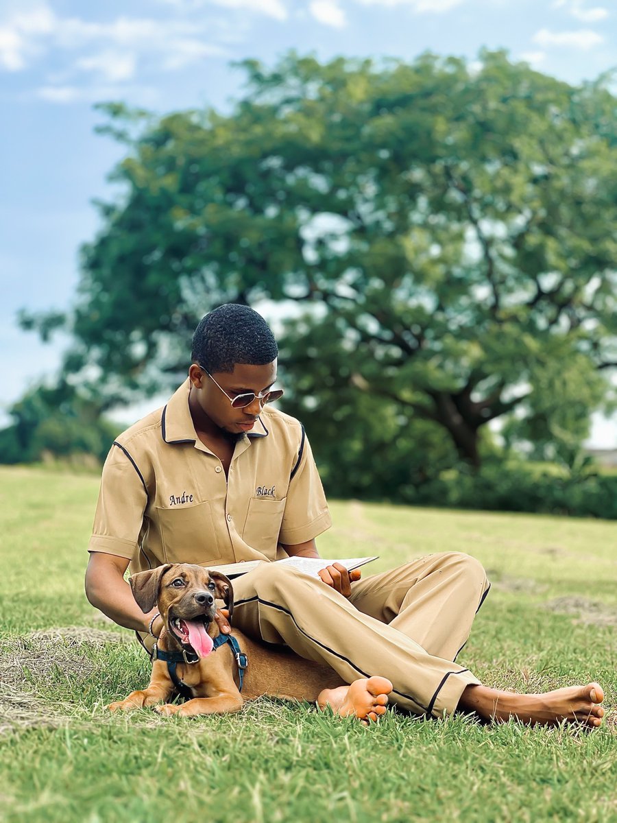 Andreblack_ng's tweet photo. Who said the perfect summer outfit don’t exist?
Shop our Soft touch jonkoso set, available in beige and black. https://t.co/fgaLtIrF4z